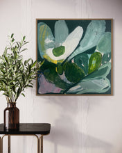 Indlæs billede til gallerivisning TIME FOR BLOOM 1 -  Mål 80 x 80 cm (egetræsramme)