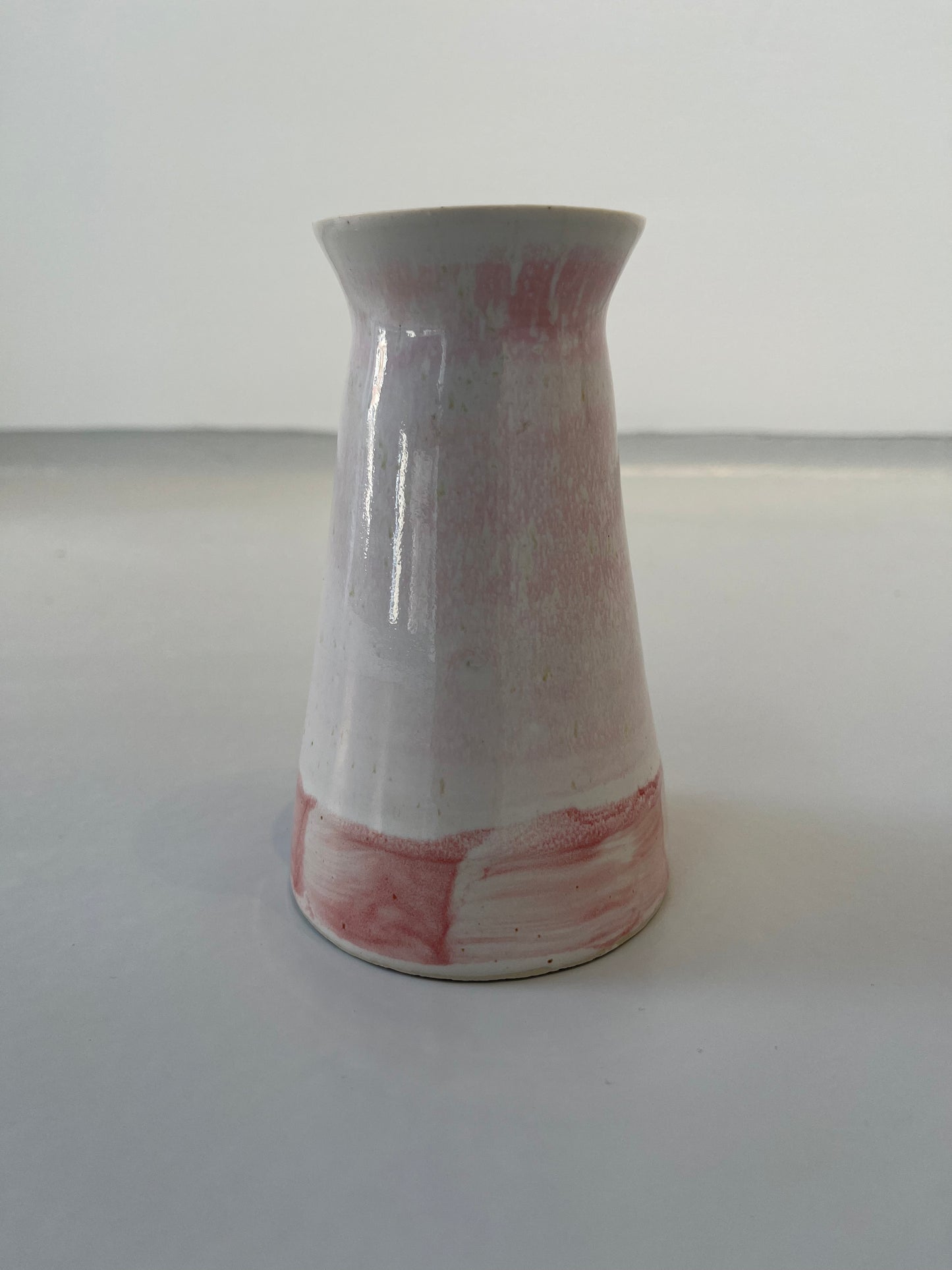 Vase sart lyserød