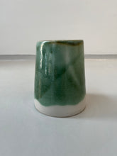 Indlæs billede til gallerivisning Nålegrøn vase