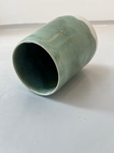 Indlæs billede til gallerivisning Nålegrøn vase