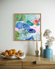 Load image into Gallery viewer, YOUR ARMS AROUND ME - Mål 40 x 40 cm  (Inklusive egetræsramme)