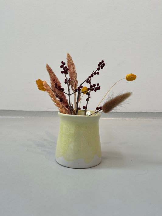Sommerlig gul vase